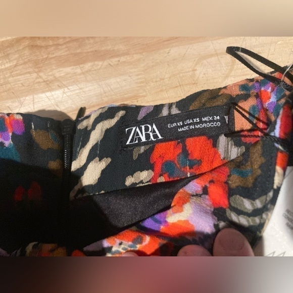 Zara Bandeau flower print top in size XS. Super cute & brand new 🦋 - Picture 4 of 8